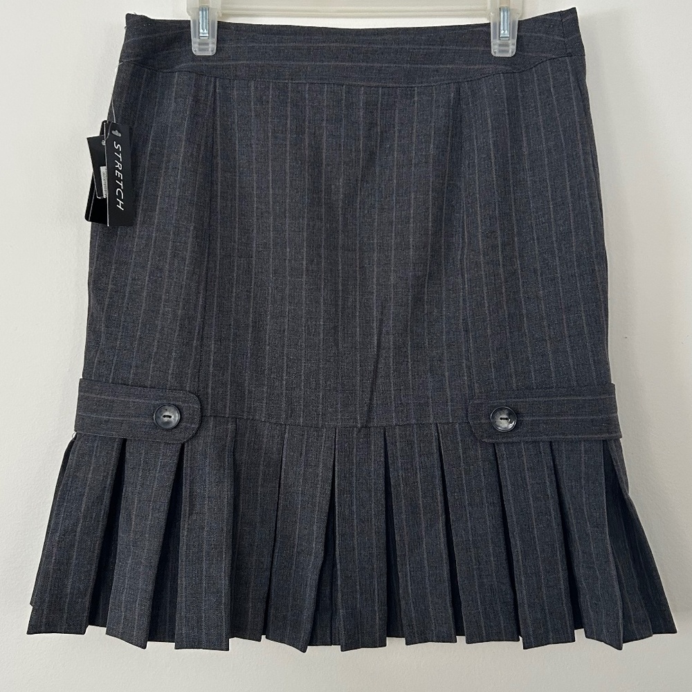 🎃NWT BCX Pleated Skirt